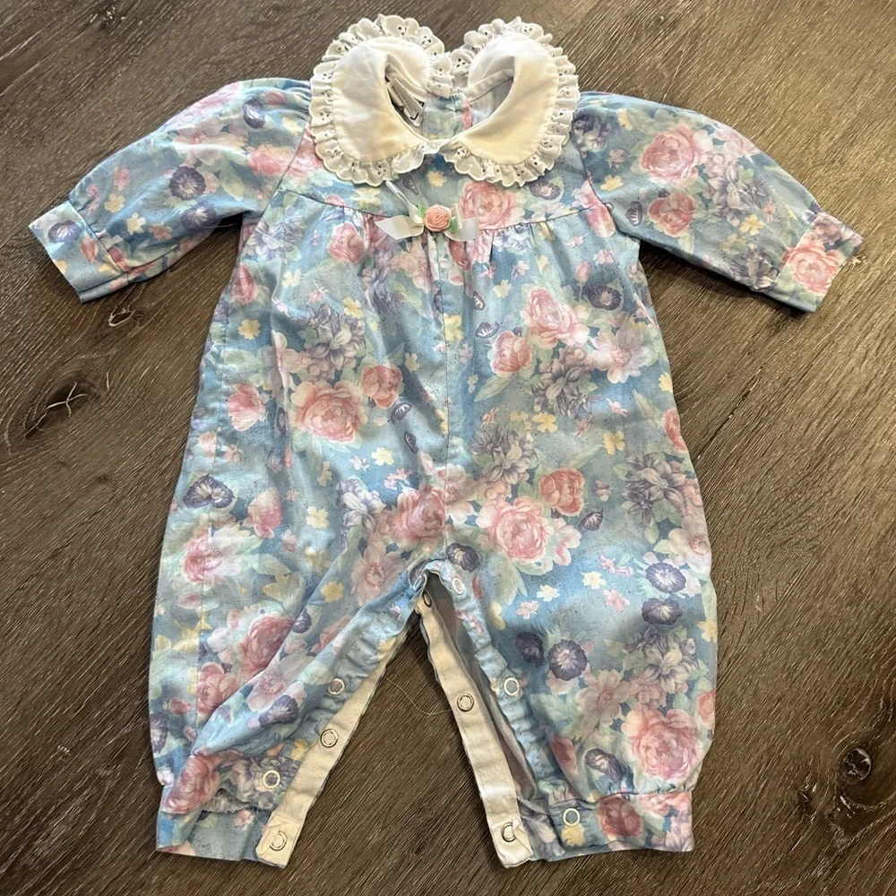 Vintage Doe - spun baby girls onsie rhomper